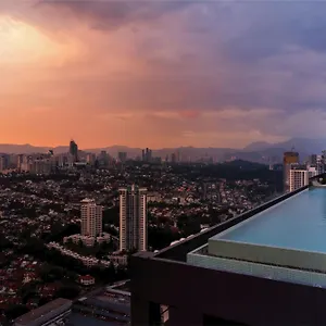 Viia Residences Kuala Lumpur, Five Senses 公寓式酒店